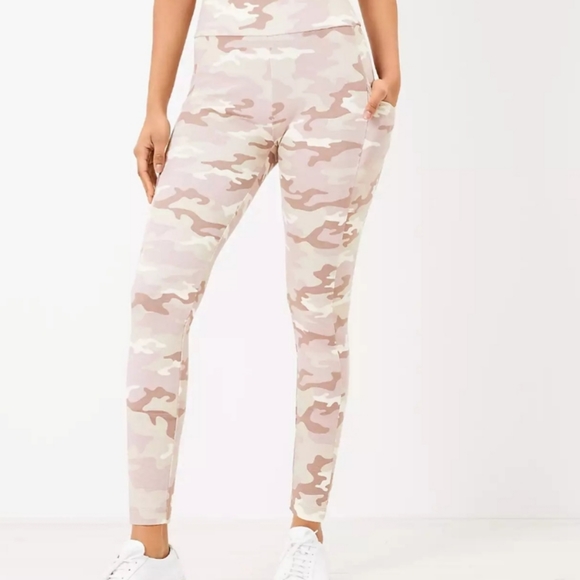 Lou & Grey Camo Lite Ponte Pocket Leggings-BRAND NEW FLAWLESS-FINAL PRICE - Picture 4 of 5